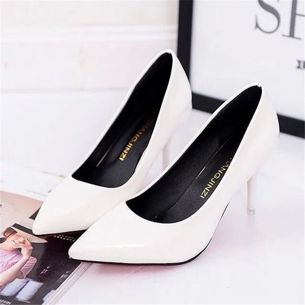 Hot Selling Women Shoes Pointed Toe Pumps Patent Leather Dress Red 8CM High Heels Boat Shoes Shadow Wedding Shoes
Hot Selling Women Shoes Pointed Toe Pumps Patent Leather Dress Red 8CM High Heels Boat Shoes Shadow Wedding Shoes