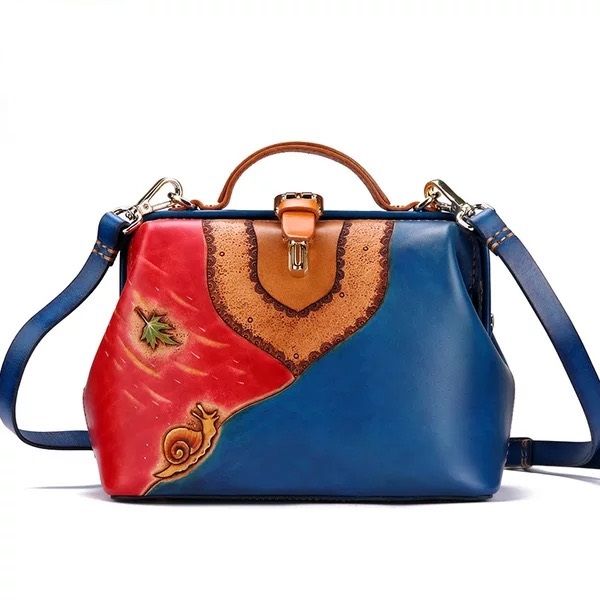 handmade color-mixing genuine leather engraved women's small blue handbag female shoulder bag lady clutch purse
handmade color-mixing genuine leather engraved women's small blue handbag female shoulder bag lady clutch purse