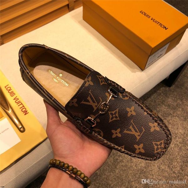 19ff man moccasins geunine leather 2020 summer men's leather shoes slipons loafers designers luxury brands kkkkk, Black
19ff man moccasins geunine leather 2020 summer men's leather shoes slipons loafers designers luxury brands kkkkk, Black