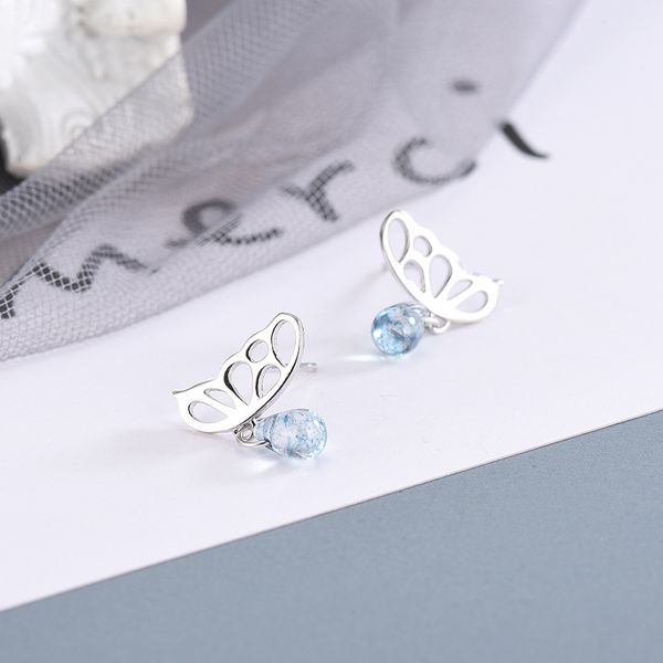 версия s925 sterling silver хан с бриллиантом синий кристалл ажурные серьги бабочки милый искусства маленькие свежие серьги заменителя волос, Golden;silver
версия s925 sterling silver хан с бриллиантом синий кристалл ажурные серьги бабочки милый искусства маленькие свежие серьги заменителя волос, Golden;silver