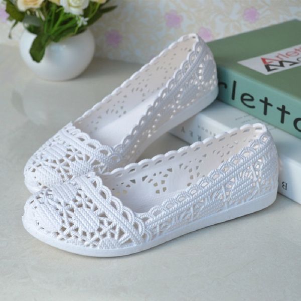 women cut out flat big casual slip on beach sandals lady breathable cutout closed toe plus size summer jelly shoes 20180527 y200620, Black
women cut out flat big casual slip on beach sandals lady breathable cutout closed toe plus size summer jelly shoes 20180527 y200620, Black