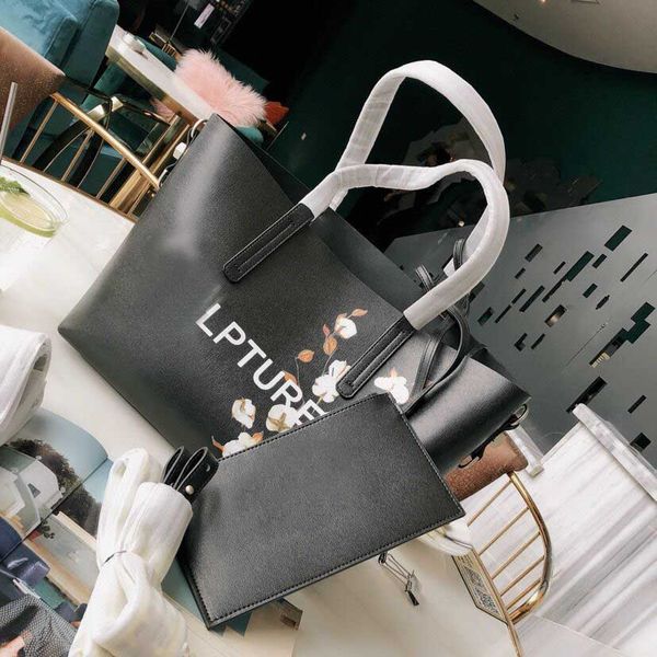 lady bag fashion women shoulder bag female vintage luxury designer bag lady selling
lady bag fashion women shoulder bag female vintage luxury designer bag lady selling