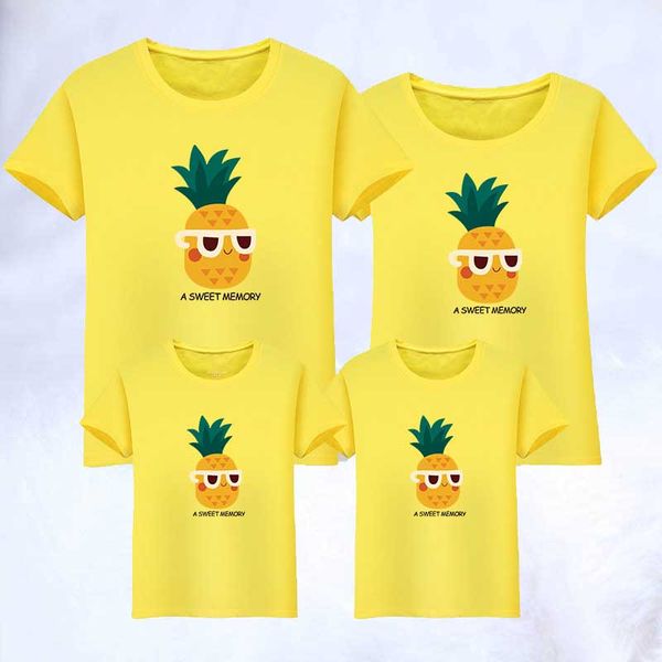 2019 fashion mother and daughter clothes 1 piece cotton father son short sleeve pineapple pattern summer cloths, White
2019 fashion mother and daughter clothes 1 piece cotton father son short sleeve pineapple pattern summer cloths, White