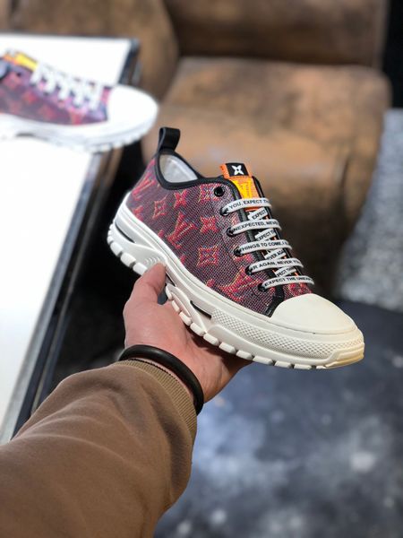 2020 triple s designer shoes men's platform sneakers men's sneakers fashion sneakers outdoor casual shoes gas, Black
2020 triple s designer shoes men's platform sneakers men's sneakers fashion sneakers outdoor casual shoes gas, Black