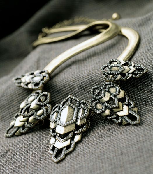 chic 2019 fashion jewelry steampunk antique geometric metal pendant necklace for women accessories gifts in box, Silver
chic 2019 fashion jewelry steampunk antique geometric metal pendant necklace for women accessories gifts in box, Silver