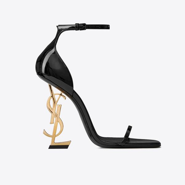 Brand new hoe woman ummer buckle trap rivet andal y l high heeled hoe pointed toe fa hion fa hion ingle high heel 10cm 8 5cm
Brand new hoe woman ummer buckle trap rivet andal y l high heeled hoe pointed toe fa hion fa hion ingle high heel 10cm 8 5cm