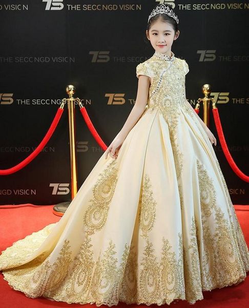 beauty champagne applique beads knee girl' pageant dresses child skirt custom made princess flower girl dresses party dresses q32, White;red
beauty champagne applique beads knee girl' pageant dresses child skirt custom made princess flower girl dresses party dresses q32, White;red