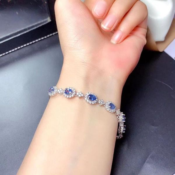 graceful natural blue sapphire bracelet for women jewelry natural gem real 925 silver golden color girl birthday gift sale, Golden;silver
graceful natural blue sapphire bracelet for women jewelry natural gem real 925 silver golden color girl birthday gift sale, Golden;silver