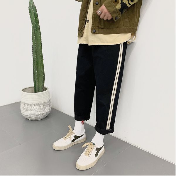 2019 autumn and winter new korean version of the loose couple wild explosion models two bars large size nine points casual pants, Black
2019 autumn and winter new korean version of the loose couple wild explosion models two bars large size nine points casual pants, Black