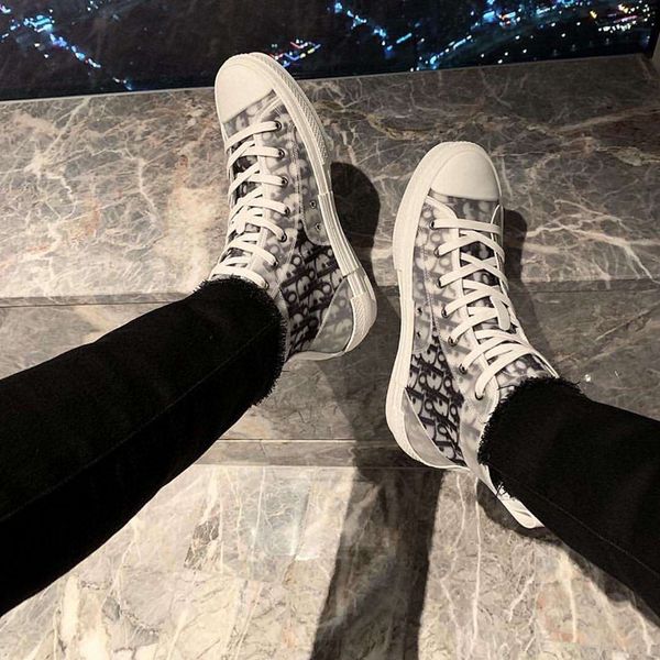 fashion dÃòr cònvérsé áÃr jòrdà n 1 kà nyé wést high bleu low òblÃqué káws kÃm jònés hommes femme basket basketball sneakers men shoe, Blue;gray
fashion dÃòr cònvérsé áÃr jòrdà n 1 kà nyé wést high bleu low òblÃqué káws kÃm jònés hommes femme basket basketball sneakers men shoe, Blue;gray