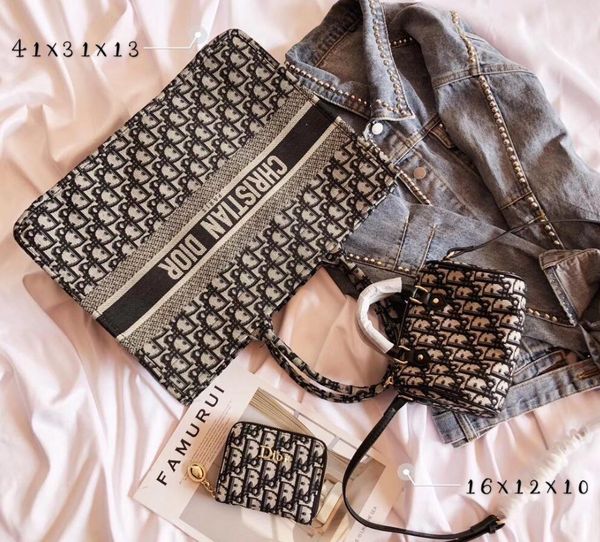 brand 3pcs set bags new fashion women's small shoulder bag brand chain crossbody bag designer luxury handbags purses tote 007
brand 3pcs set bags new fashion women's small shoulder bag brand chain crossbody bag designer luxury handbags purses tote 007