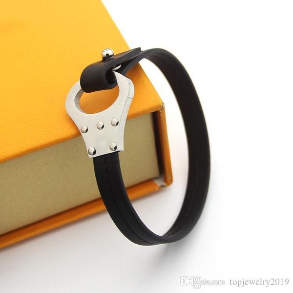 luxury designer jewelry men bracelet black leather bracelet with silver vachette clasp designer pulsera fine jewelry, Golden;silver 
luxury designer jewelry men bracelet black leather bracelet with silver vachette clasp designer pulsera fine jewelry, Golden;silver