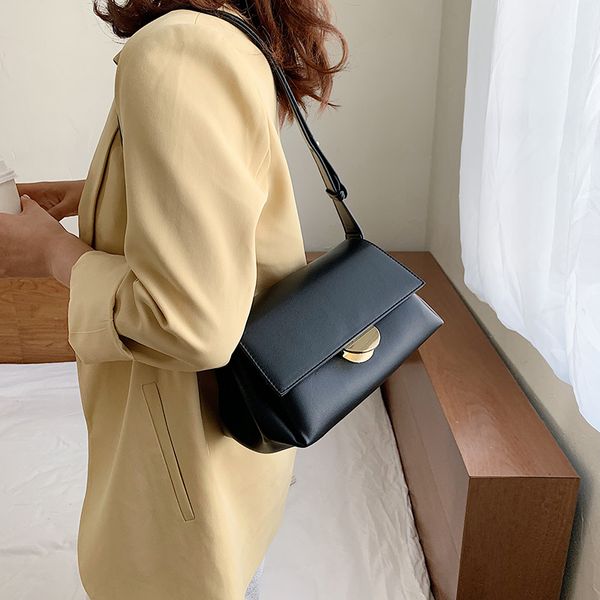 2020 handbags new design crossbody bags for women women bags pu leather new fashion lady travel shoulder messenger
2020 handbags new design crossbody bags for women women bags pu leather new fashion lady travel shoulder messenger