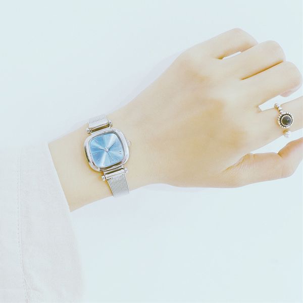 korean version of simple women watches retro style small dial lady clock casual dress square water resistant female, Slivery;brown
korean version of simple women watches retro style small dial lady clock casual dress square water resistant female, Slivery;brown