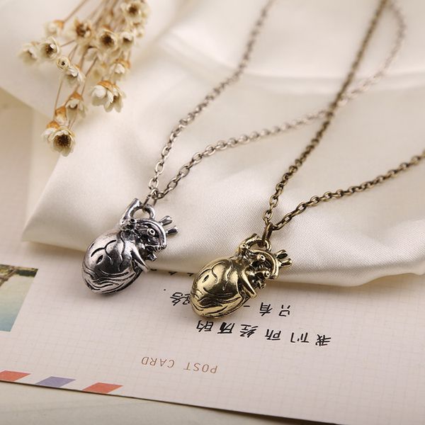 anatomy full 3d human heart necklace anatomical heart pendant nickel-alloy men and women, Silver
anatomy full 3d human heart necklace anatomical heart pendant nickel-alloy men and women, Silver