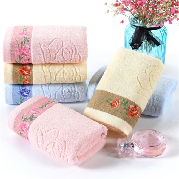 оптовая продажа мягкого абсорбирующего полотенца жаккардовые подарочные салфетки изготовленный на заказ логотип свадебный подарок назад толс
оптовая продажа мягкого абсорбирующего полотенца жаккардовые подарочные салфетки изготовленный на заказ логотип свадебный подарок назад толс