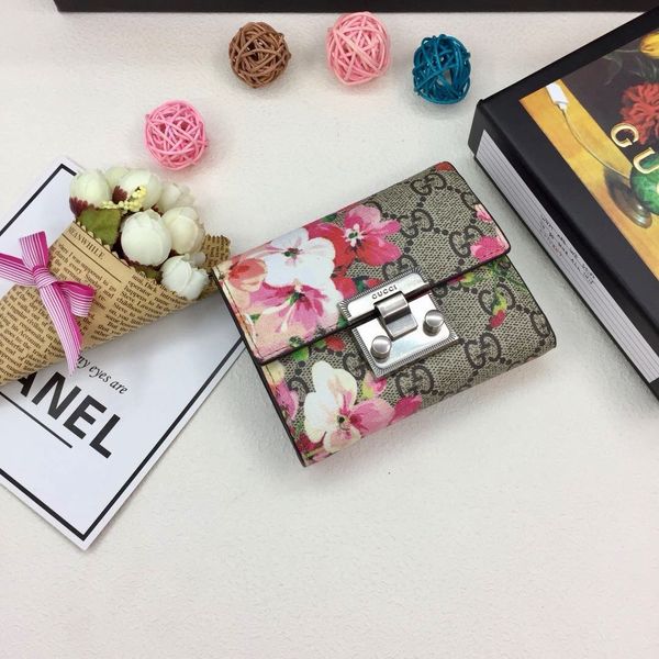 wholesale 2020 europe and america high-end style mini women's buckle chain wallet c016 welcome, Blue;gray
wholesale 2020 europe and america high-end style mini women's buckle chain wallet c016 welcome, Blue;gray