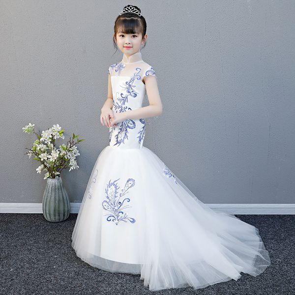 girl cheongsam white children guzheng piano tailing evening dress katoen kids traditional chinese new year costume princess prom, Red
girl cheongsam white children guzheng piano tailing evening dress katoen kids traditional chinese new year costume princess prom, Red