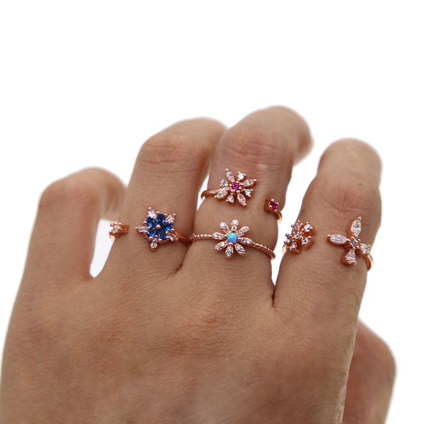 princess dazzling daisy flower ring blue gem clear cz delicate blomming flower ring rose gold color girls jewelry, Slivery;golden
princess dazzling daisy flower ring blue gem clear cz delicate blomming flower ring rose gold color girls jewelry, Slivery;golden
