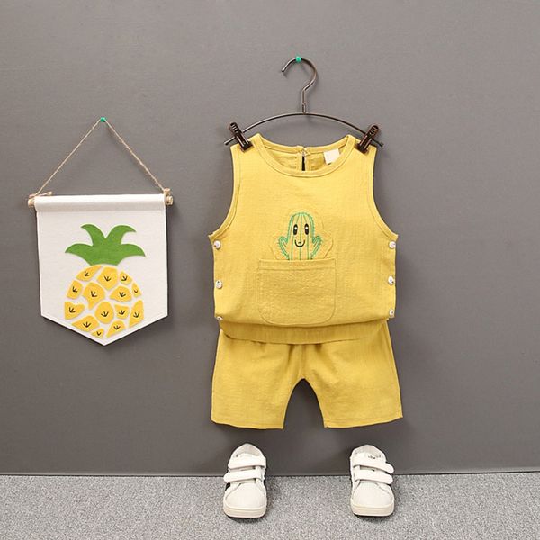 2pcs/set 2019 summer children baby boys casual sleeveless cartoon print vest +shorts suits costume set, White
2pcs/set 2019 summer children baby boys casual sleeveless cartoon print vest +shorts suits costume set, White
