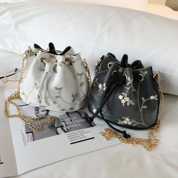 maison fabre women handbags summer beach lace embroid bucket bag lady big capacity pu leather messenger bags travel casual totes
maison fabre women handbags summer beach lace embroid bucket bag lady big capacity pu leather messenger bags travel casual totes