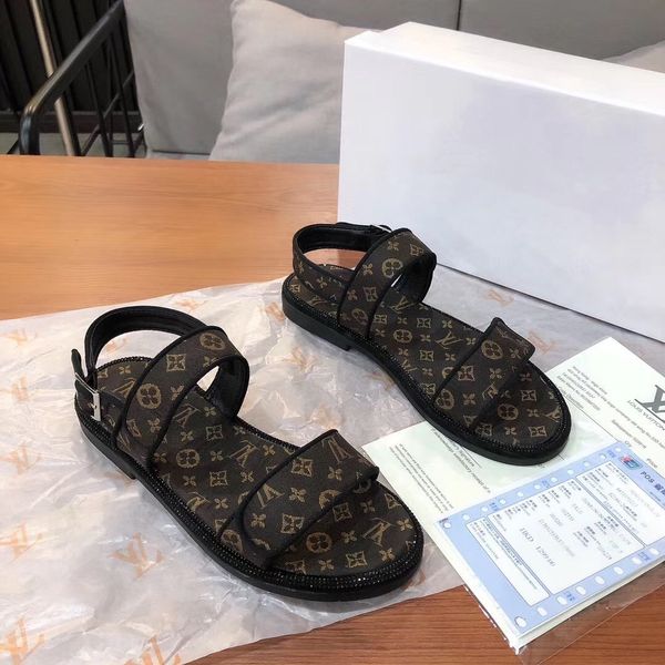 мода casual luxury designer ползунки женщин лето сандалии пляжные тапочки женские вьетнамки мокасины черный белый слайды chaussures обувь, Blue;gray
мода casual luxury designer ползунки женщин лето сандалии пляжные тапочки женские вьетнамки мокасины черный белый слайды chaussures обувь, Blue;gray