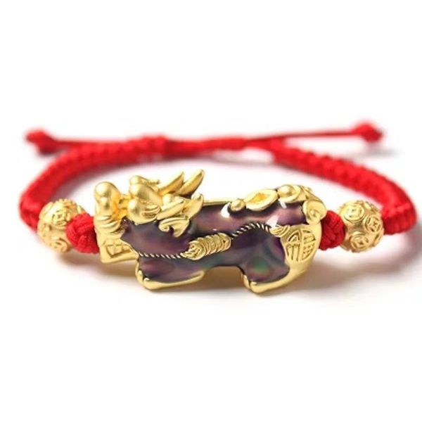 Chinese traditional mascot Pixiu shakin bracelet holiday gift golden bracelet good luck mascot Chinese style jewelry
Chinese traditional mascot Pixiu shakin bracelet holiday gift golden bracelet good luck mascot Chinese style jewelry