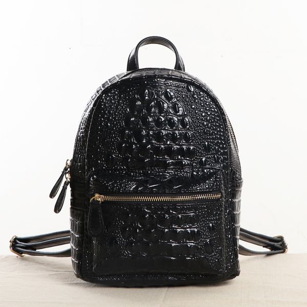 2019 natural leather crocodile grain women backpack youth women's casual rucksack party day pack schoolbag
2019 natural leather crocodile grain women backpack youth women's casual rucksack party day pack schoolbag