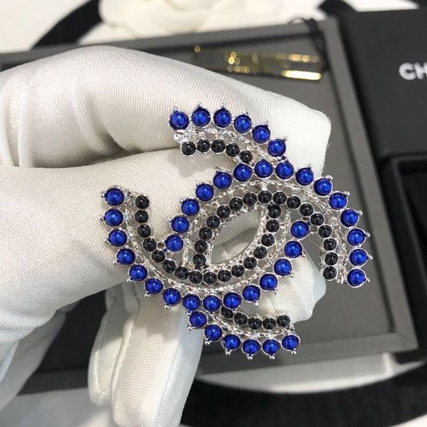 latest color beads brooch asian gold material brooch for woman brooch fashion jewelry supply, Gray
latest color beads brooch asian gold material brooch for woman brooch fashion jewelry supply, Gray