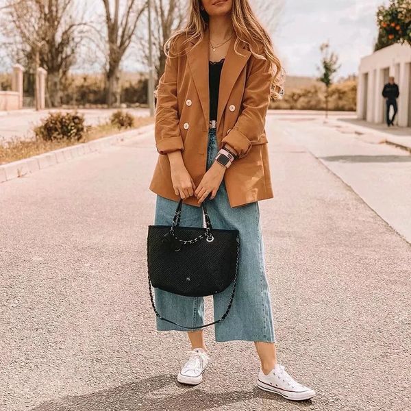 2019 trendy autumn khaki double breased blazers coat women streetwear outerwear coat jacket female, White;black
2019 trendy autumn khaki double breased blazers coat women streetwear outerwear coat jacket female, White;black