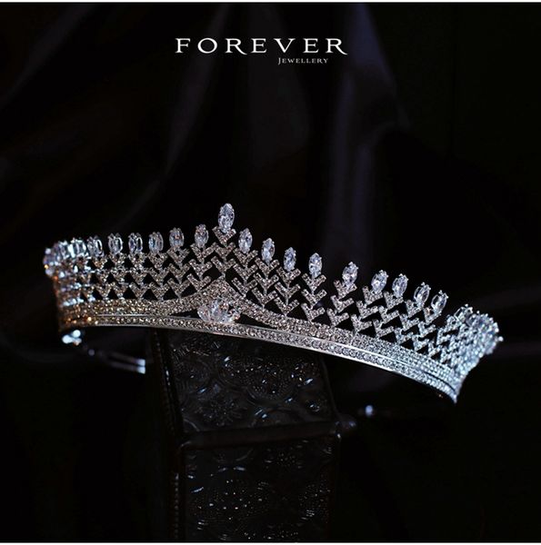 gorgeous rhinestone crown tiara shiny bridal headband hairband combs wedding princess women frontlet headpieces hair accessories headpieces, Silver
gorgeous rhinestone crown tiara shiny bridal headband hairband combs wedding princess women frontlet headpieces hair accessories headpieces, Silver