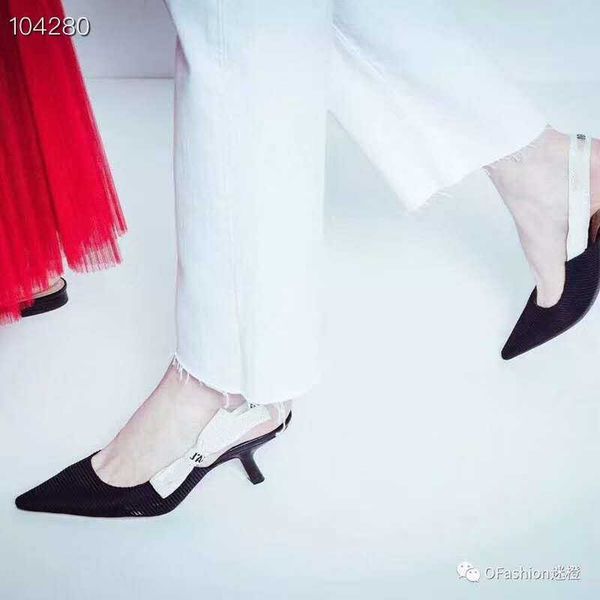 2019 Высокие каблуки Slingback Pumps, High End женские туфли на шпильках из черной технической
2019 Высокие каблуки Slingback Pumps, High End женские туфли на шпильках из черной технической