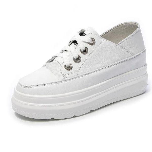 designer shoes women casual shoes triple white black breathable comfortable featured flat women sports shoes size 36-39
designer shoes women casual shoes triple white black breathable comfortable featured flat women sports shoes size 36-39