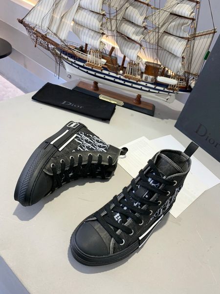 2020 men's and women's fashion casual sneakers, fashion designer high-shoes, comfortable wild belt box for couplesaa
2020 men's and women's fashion casual sneakers, fashion designer high-shoes, comfortable wild belt box for couplesaa