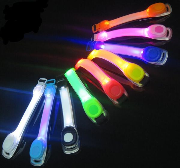 5pcs reflective safety belt arm strap night cycling running led armband light suitable for night outdoor sports
5pcs reflective safety belt arm strap night cycling running led armband light suitable for night outdoor sports