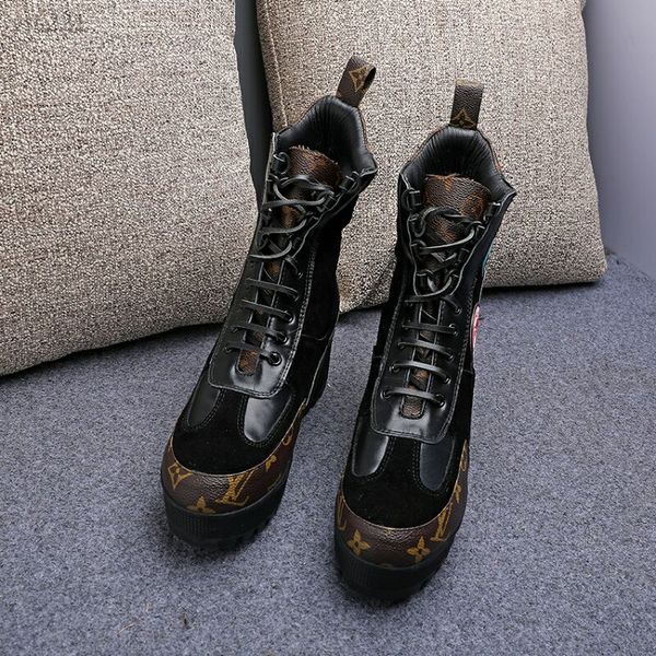 2019 europe and america martin boots thick bottom waterproof heel outdoor women's boots high heel personalitylace-up short boots single, Black
2019 europe and america martin boots thick bottom waterproof heel outdoor women's boots high heel personalitylace-up short boots single, Black