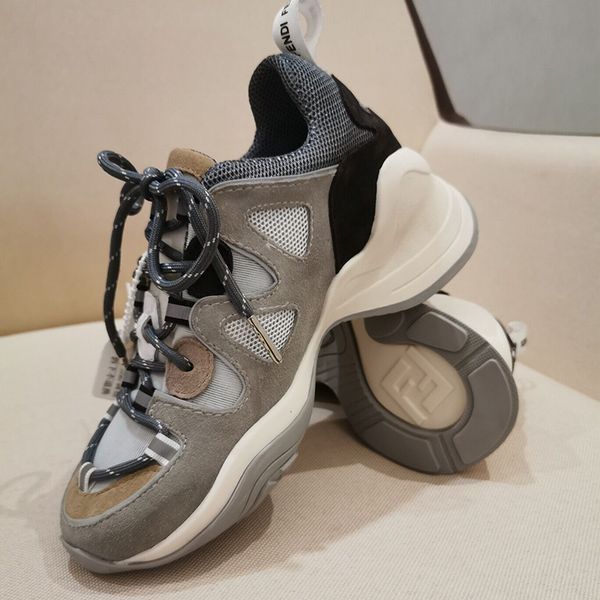 women's shoes 2019 autumn and winter new lightweight white casual thick-soled sports fashion net red leather breathable shoes tide, Black
women's shoes 2019 autumn and winter new lightweight white casual thick-soled sports fashion net red leather breathable shoes tide, Black