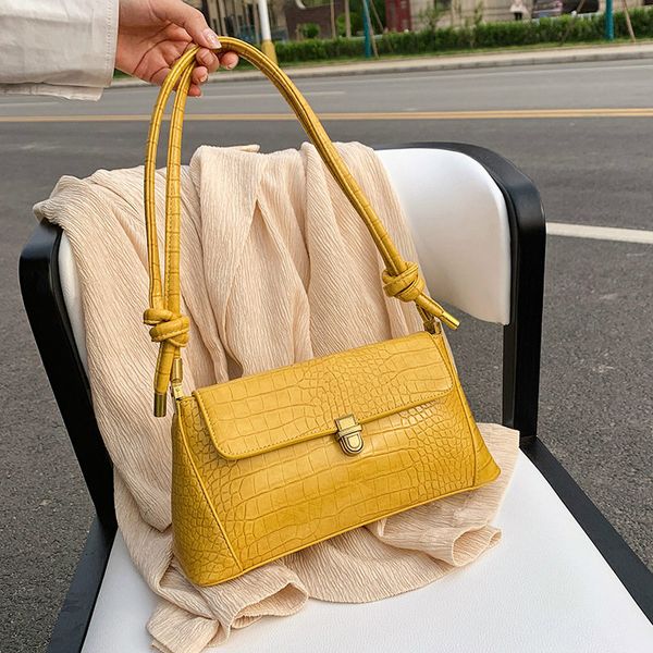 women casual shoulder messenger bags pu leather pure color chain tote purses youth ladies simple versatile bag q-655
women casual shoulder messenger bags pu leather pure color chain tote purses youth ladies simple versatile bag q-655