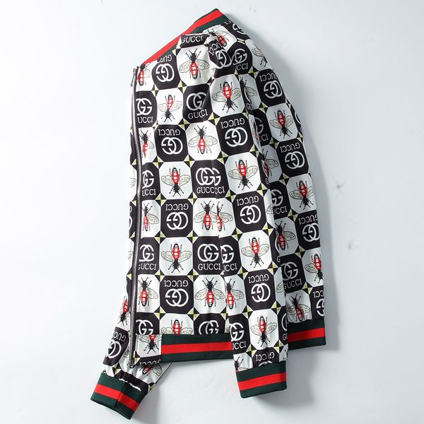 selling fashion trench coat men luxury quality coat long sleeved autumn winter street clothing sports coat hoodie animal embroidered zip, Black;brown
selling fashion trench coat men luxury quality coat long sleeved autumn winter street clothing sports coat hoodie animal embroidered zip, Black;brown