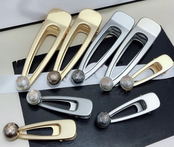 large and small mixed-installed network celebrity wire-drawing hairpin claw clamp wigs hairpiece hair accessories vip gift 8pcs/lot, Slivery;golden
large and small mixed-installed network celebrity wire-drawing hairpin claw clamp wigs hairpiece hair accessories vip gift 8pcs/lot, Slivery;golden