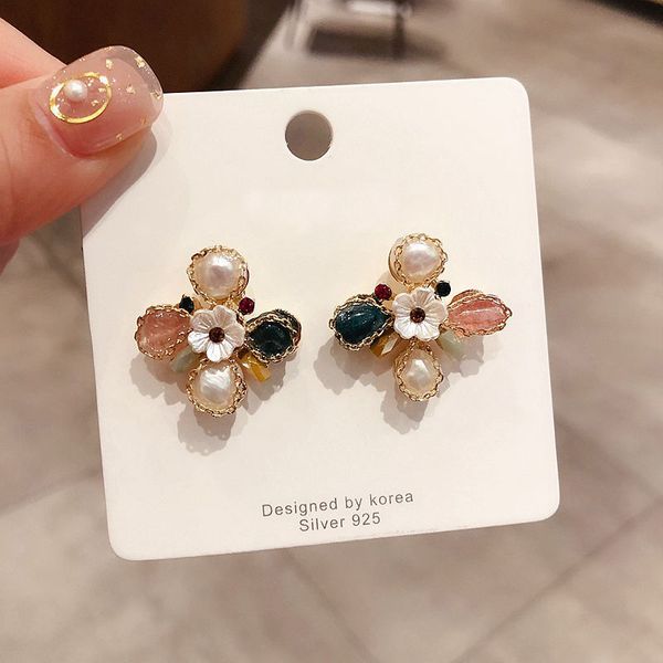 exquisite freshwater pearl natural stone flower earrings for women handmade stud earrings jewelry, Golden;silver
exquisite freshwater pearl natural stone flower earrings for women handmade stud earrings jewelry, Golden;silver