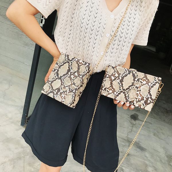 pu leather crossbody bags for women 2019 new european fashion small box shoulder bag soft chain ladies flap messenger bag sac
pu leather crossbody bags for women 2019 new european fashion small box shoulder bag soft chain ladies flap messenger bag sac