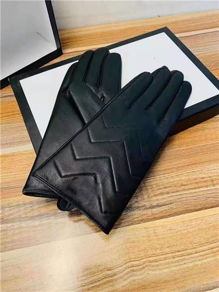 european and american fashion women' gloves leather, winter warm warm touch screen gloves, with box, Blue;gray
european and american fashion women' gloves leather, winter warm warm touch screen gloves, with box, Blue;gray