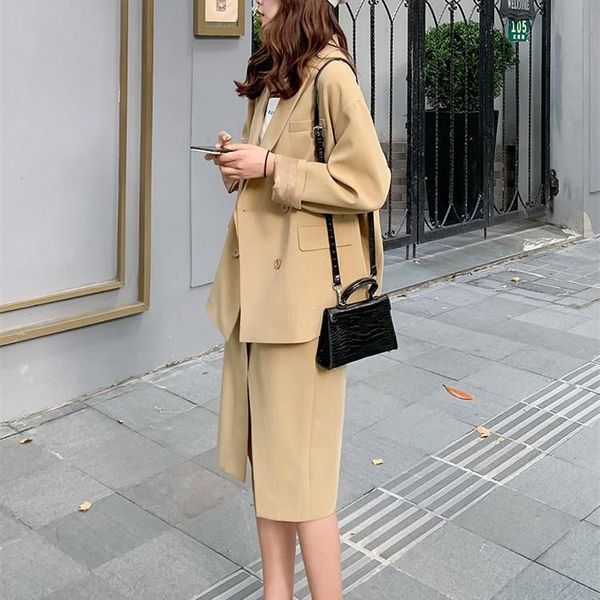 elegant turn-down collar jacket high waist skirt suit women long blazer and split mid skirt two piece set, White;black
elegant turn-down collar jacket high waist skirt suit women long blazer and split mid skirt two piece set, White;black