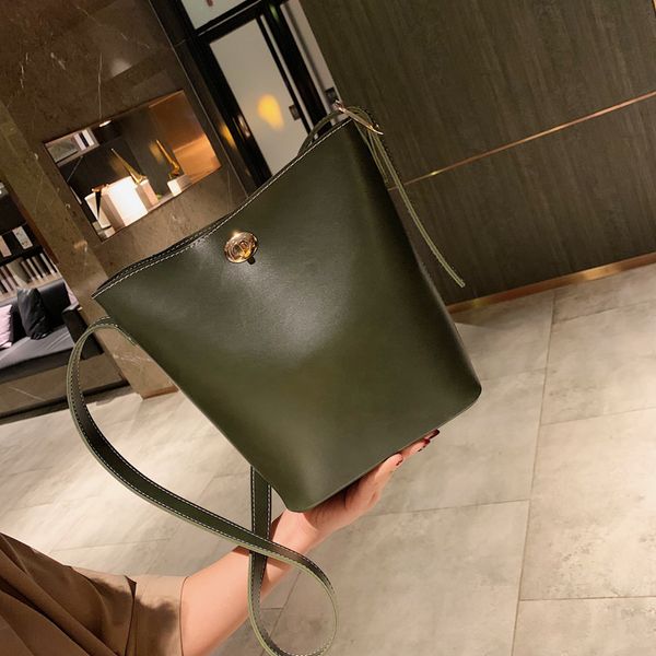 2019 Fashion Composite Bag Bucket bags Female women's PU leather Simple bucket bag ladies Cross body Wide Strap bags ruixin/3
2019 Fashion Composite Bag Bucket bags Female women's PU leather Simple bucket bag ladies Cross body Wide Strap bags ruixin/3