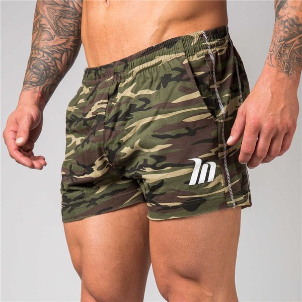 2018 new men fitness bodybuilding shorts summer gyms workout male camo sportswear short pants jogger beach man brand sweatpants, White;black
2018 new men fitness bodybuilding shorts summer gyms workout male camo sportswear short pants jogger beach man brand sweatpants, White;black
