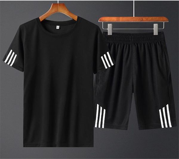Brand Striped Male Designer Tracksuits Short Pants Two Piece Sets With Pocket Sports Wear Summer Causal Mens Clothing
Brand Striped Male Designer Tracksuits Short Pants Two Piece Sets With Pocket Sports Wear Summer Causal Mens Clothing