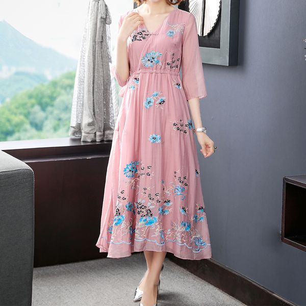 2020 summer women embroidery dress elegant chinese style v_neck female slim floral dress, Black;gray
2020 summer women embroidery dress elegant chinese style v_neck female slim floral dress, Black;gray