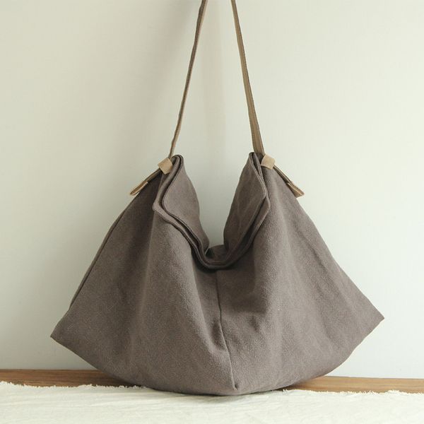 the canvas bag female literature and art large capacity retro simple bag female 2019 new dumplings canvas
the canvas bag female literature and art large capacity retro simple bag female 2019 new dumplings canvas