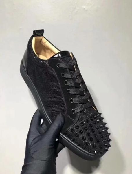 low snake leather gold spikes casual flats red bottom shoes new luxury for men and women party designer sneakers lovers genuine d09, Black
low snake leather gold spikes casual flats red bottom shoes new luxury for men and women party designer sneakers lovers genuine d09, Black